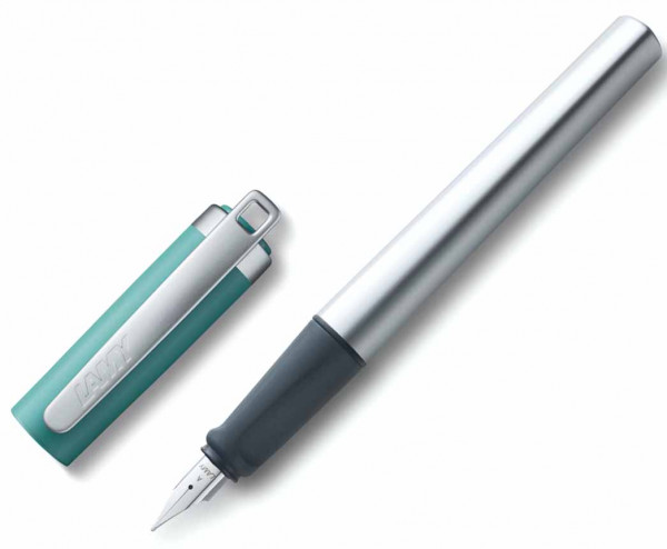 LAMY Füllhalter nexx M opal green geöffnet